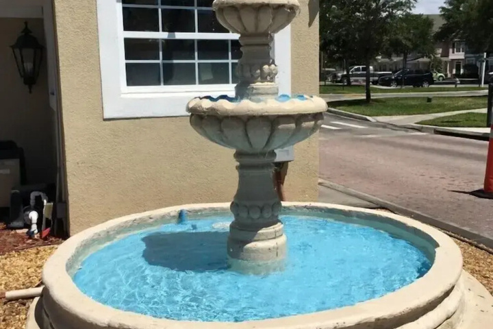 Pool 13 of 25
