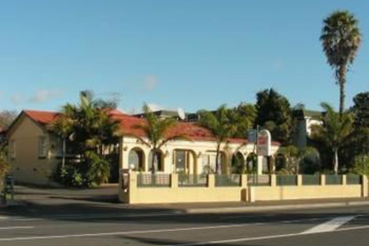 Hotel 17 of 25
