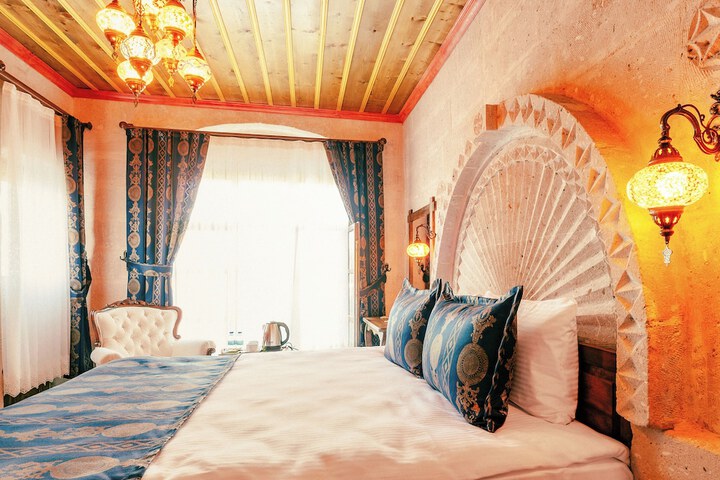 Room 13 of 67