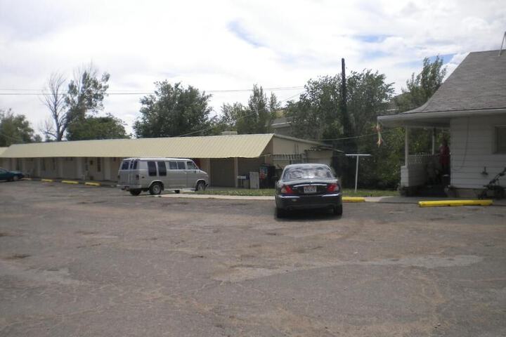 Property Grounds 35 of 41