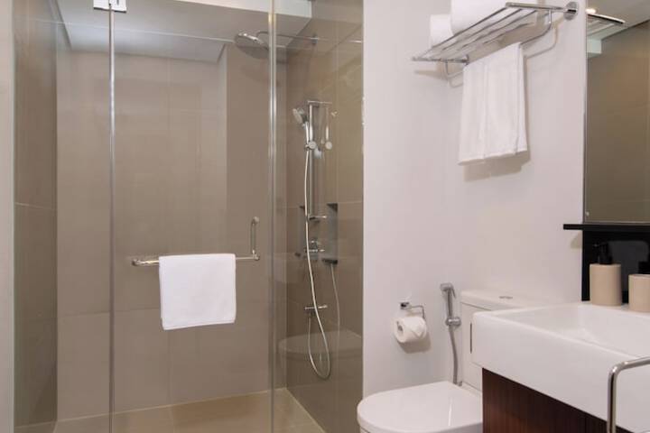 Room 18 of 40