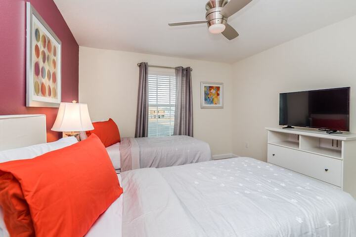 Room 8 of 24