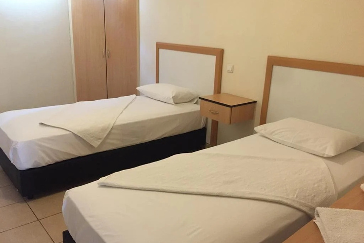 Room 3 of 14