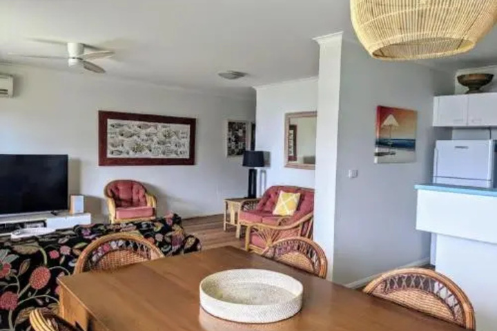 Room 2 of 5