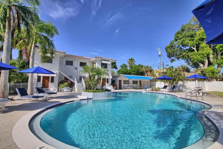 Gulside Resort. Unit 8 in St. Pete Beach, FL