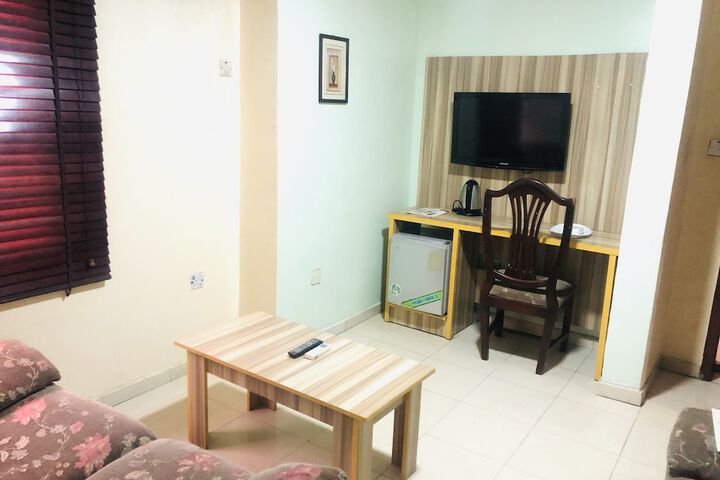 Room 22 of 39