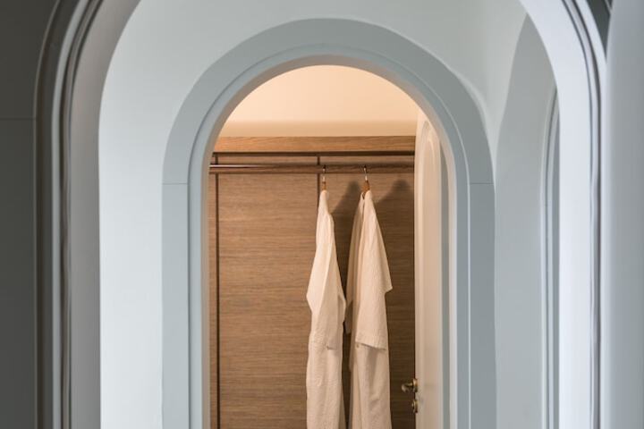 Room 15 of 110