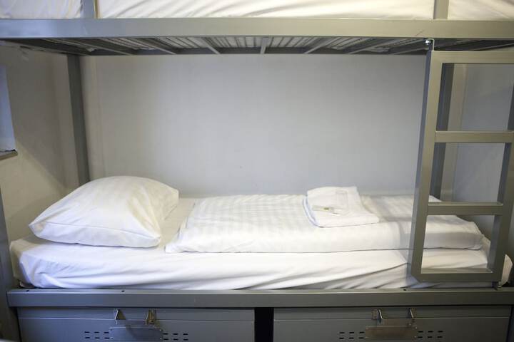 Room 20 of 91