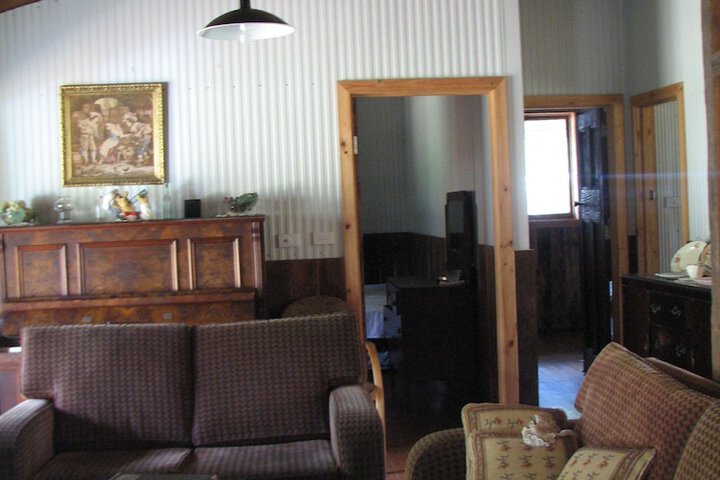 Room 9 of 40