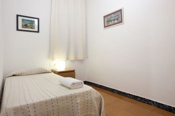 Room 18 of 36