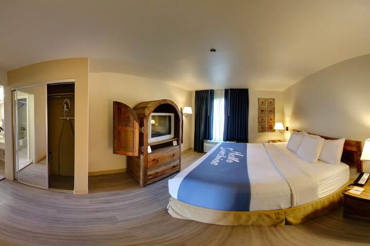 Room 9 of 52