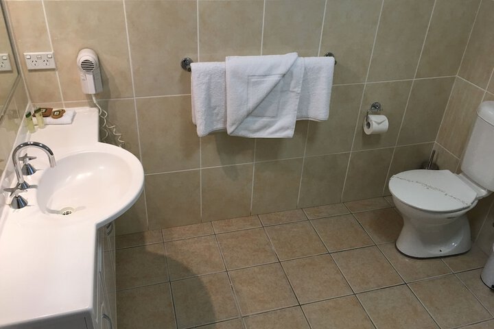 Room 9 of 39