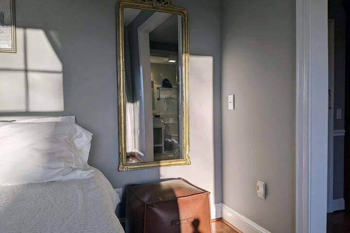 Room 103 of 258
