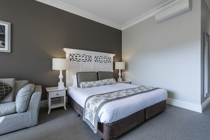 Room 5 of 36