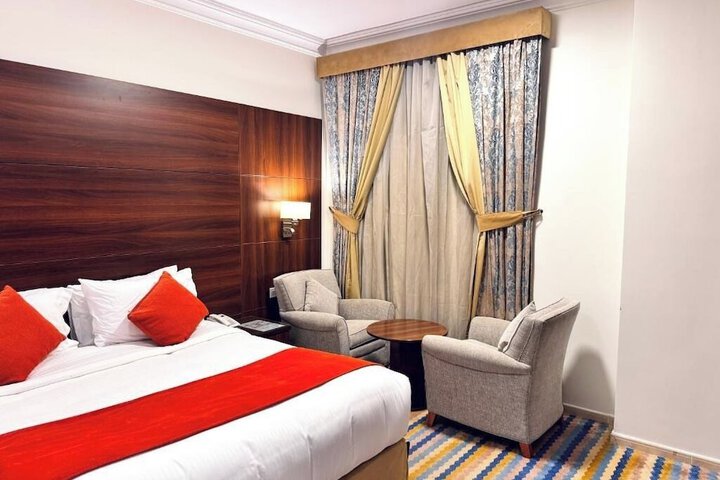 Room 17 of 23