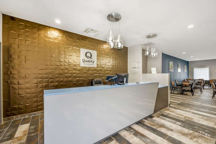 Guest Lobby