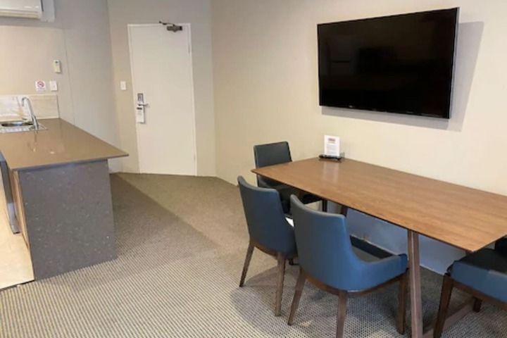 Room 26 of 44