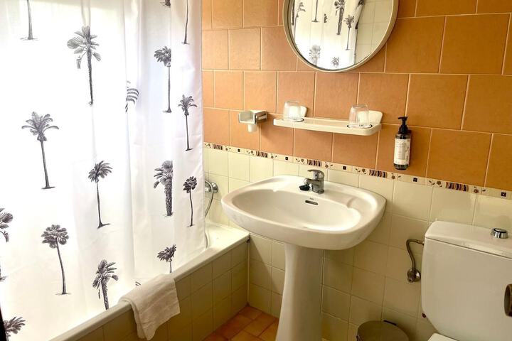 Clean Restrooms