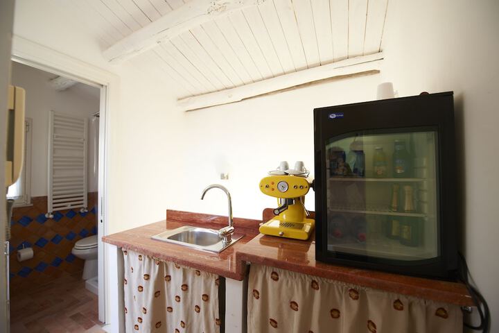 Private kitchenette
