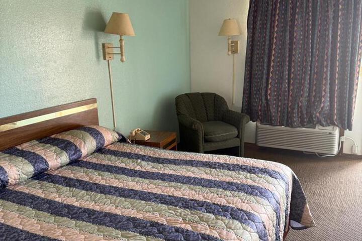 Image of Royal Inn