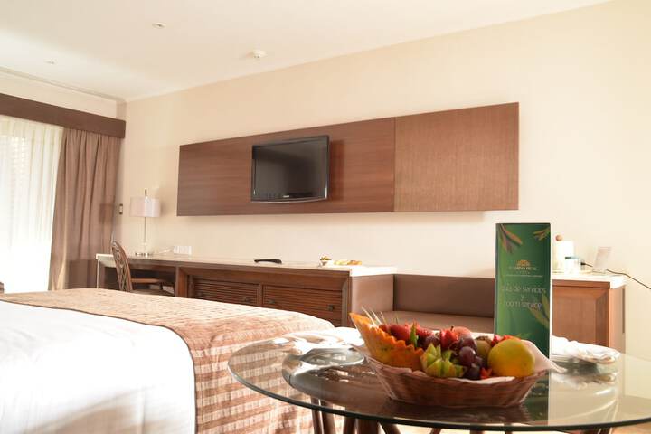 Room 6 of 73