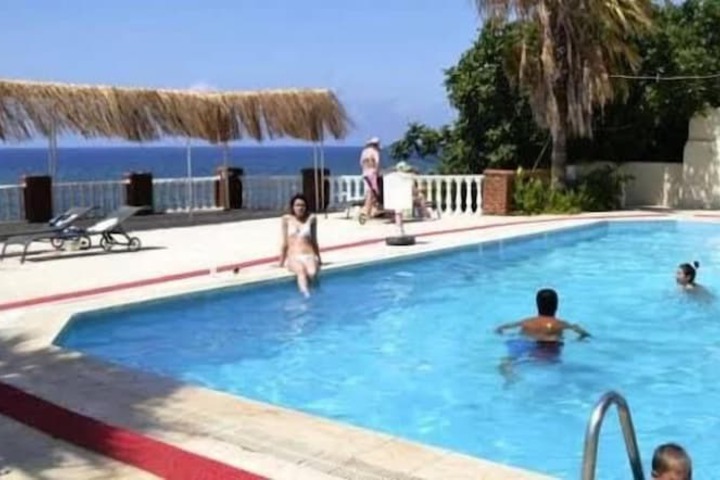 Pool 23 of 57