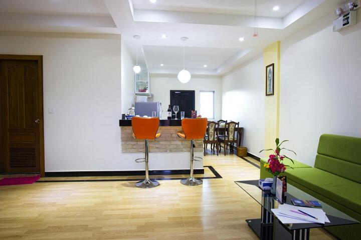Room 3 of 6