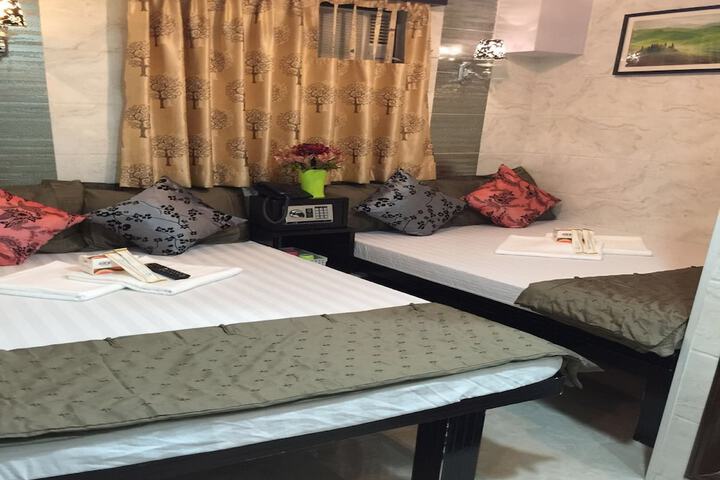 Room 19 of 61