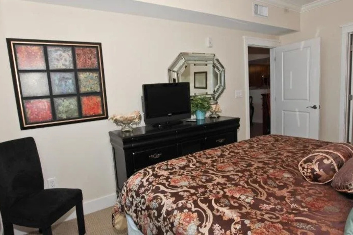 Room 5 of 14