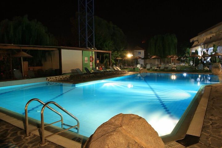 Pool 43 of 57