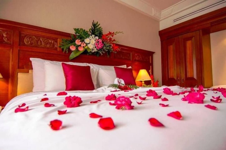 Room amenity