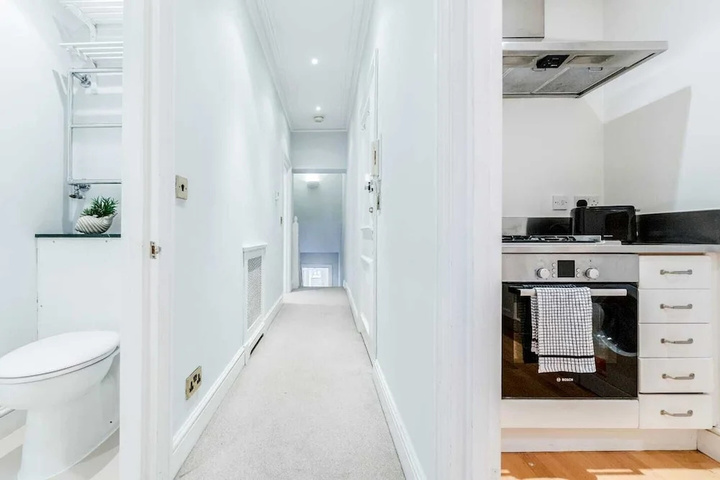 Room 2 of 15