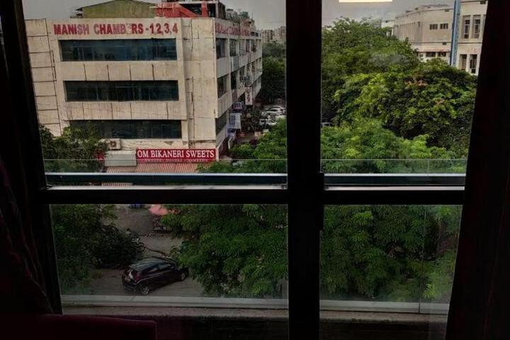 Photo 12