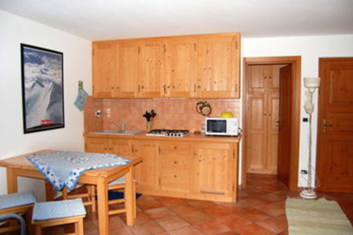 Room 15 of 24