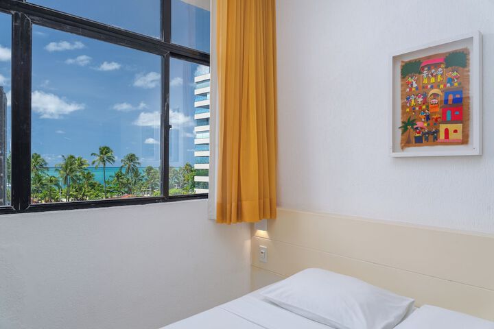 Room 2 of 20