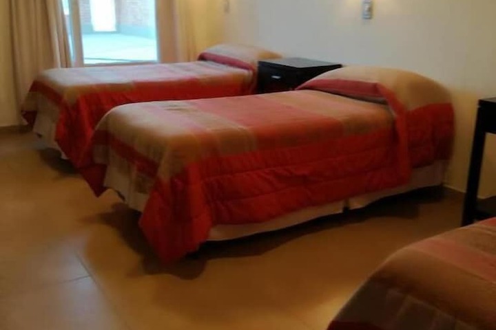 Room 14 of 136