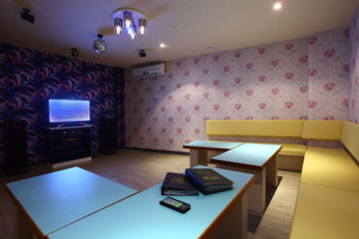 Room 33 of 63