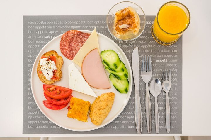 Breakfast/Coffee Service 66 of 96