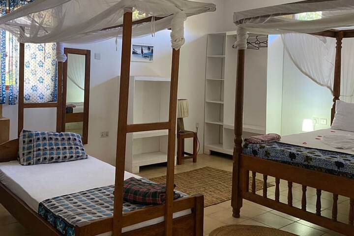 Room 17 of 72