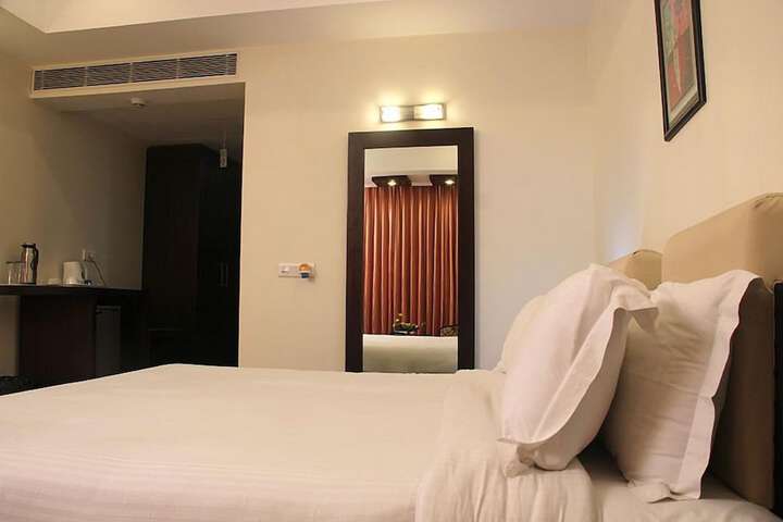 Room 12 of 59