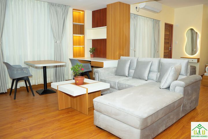 Room 6 of 63