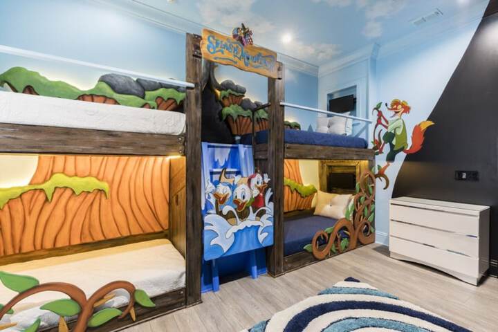 Room 3 of 39