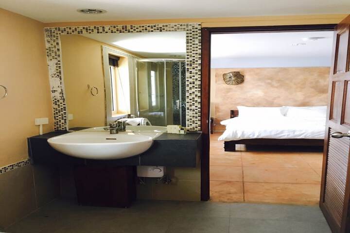Room 42 of 81