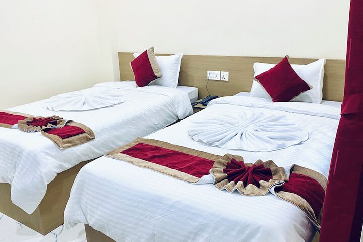 Room 35 of 53