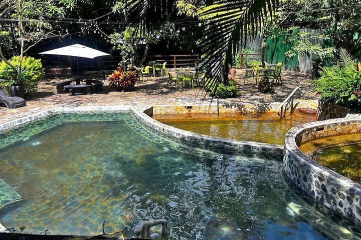 Pool 66 of 108