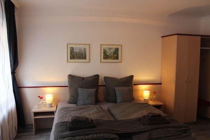 Room 12 of 53