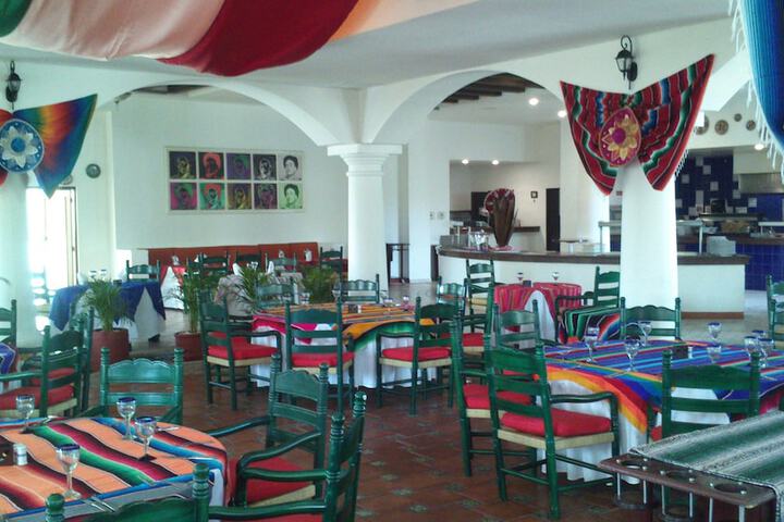 Dining 54 of 74