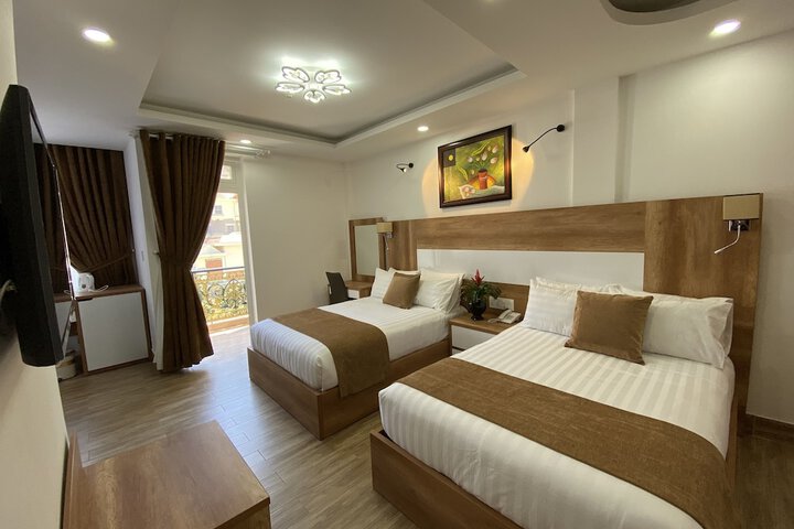 Room 18 of 35