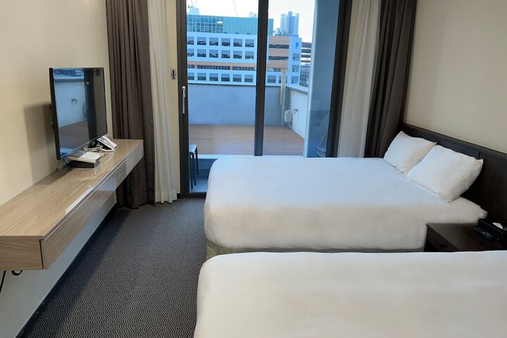 Room 6 of 23