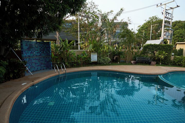 Pool 31 of 32